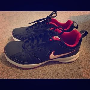 Women’s Nike size 7.5